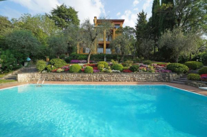 Villa Vibe Luce, beautiful period villa with private pool and lake view
